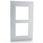 Valena Next plaque 2 postes vert entraxe 57mm alu chrome (ref:741148)