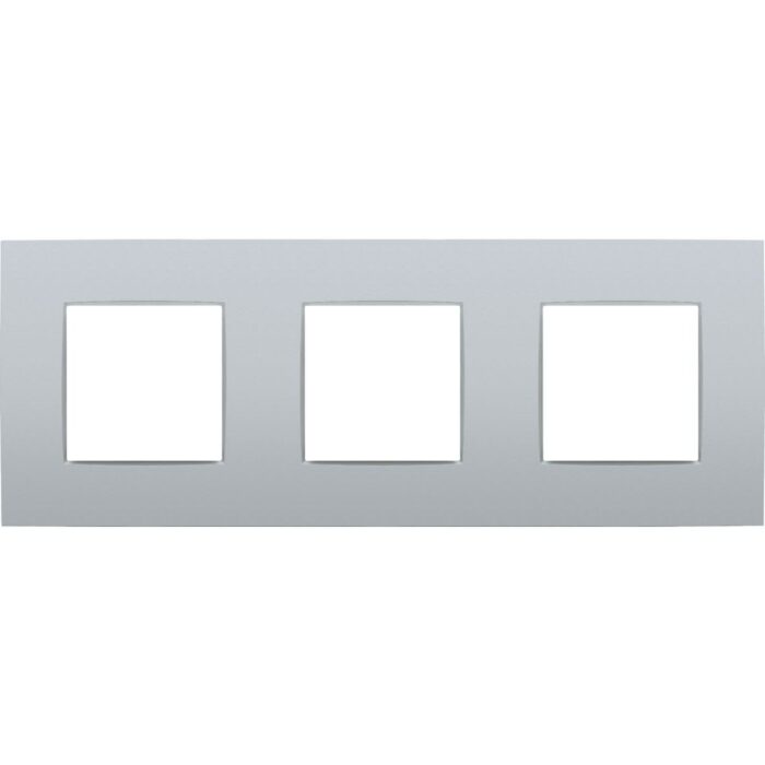 Plaque de recouvrement (71mm) triple horizontal, sterling (ref:121-76700) – Image 1
