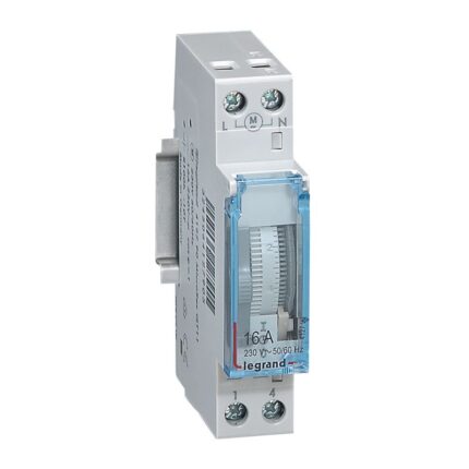 Interrupteur horaire journalier 1 module vert. - 100h - 50/60Hz - man. (ref:412790)