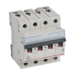 Disjoncteur TX³ 3kA 4P C32 400V - 4 modules (ref:403139)