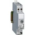 Minuterie standard 230 V - 16 A - 1 module (ref:3701)